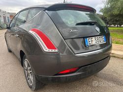 Grigio Usata 2011 Lancia Delta Due volumi | 4700 € (Buon prezzo)
