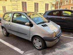 Grigio Usata 2004 Renault Twingo Due volumi | 1000 €