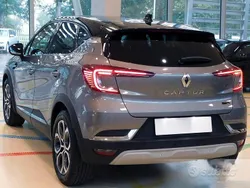 Usata 2023 Renault Captur SUV | 20.000 € (Buon prezzo)