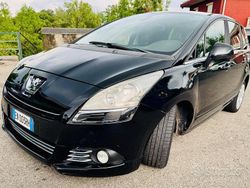Nero Usata 2012 Peugeot 5008 Business-Line Monovolume | 3200 € (Buon prezzo)