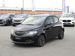 Nero Usata 2022 Lancia Ypsilon Gold Due volumi | 11.900 € (Buon prezzo)