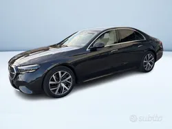 Grigio Nuova 2025 Mercedes E220 Advanced Plus Tre volumi | 71.050 € (Super prezzo)