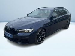 Blu metallizzato Usata 2023 BMW 530 M Sport Station wagon | 39.200 € (Ottimo prezzo)
