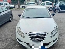 Usata 2011 Lancia Delta Due volumi | 3700 € (Buon prezzo)