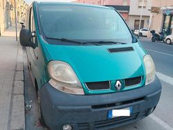 Verde Usata 2006 Renault Trafic Monovolume | 6500 €