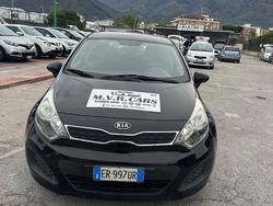 Nero Usata 2013 Kia Rio Tre volumi | 2999 € (Cara)