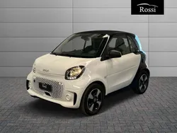 Bodypanels in white Usata 2023 Smart ForTwo Electric Drive Passion Coupé | 16.500 € (Buon prezzo)