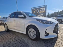 Bianco Usata 2022 Toyota Yaris Active Tre volumi | 11.900 € (Buon prezzo)