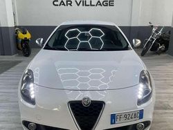 Bianco Usata 2016 Alfa Romeo Giulietta Super Tre volumi | 11.000 € (Buon prezzo)