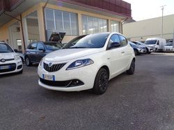 Bianco Usata 2023 Lancia Ypsilon Gold Due volumi | 12.900 € (Buon prezzo)