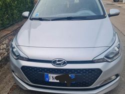 Grigio Usata 2018 Hyundai i20 Due volumi | 8500 € (Buon prezzo)