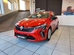 Arancione Usata 2024 Renault Clio Evolution Furgone | 14.390 € (Cara)