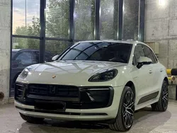 Bianco Usata 2024 Porsche Macan SUV | 83.570 € (Molto cara)