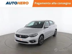 Argento Usata 2020 Fiat Tipo Lounge Tre volumi | 10.599 € (Buon prezzo)