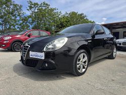 Nero Usata 2011 Alfa Romeo Giulietta Tre volumi | 7400 € (Cara)