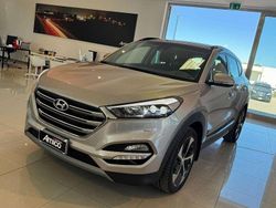 Grigio(met.) Usata 2017 Hyundai Tucson Xpossible SUV | 15.950 € (Buon prezzo)