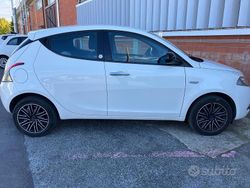 Bianco Usata 2020 Lancia Ypsilon Gold Due volumi | 11.100 € (Buon prezzo)