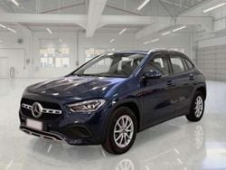Blu/azzurro Usata 2021 Mercedes GLA200 Business SUV | 29.950 € (Ottimo prezzo)