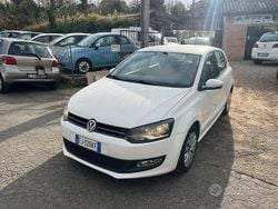 Bianco Usata 2011 VW Polo Tre volumi | 3900 € (Buon prezzo)
