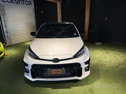 Bianco Usata 2021 Toyota Yaris Tre volumi | 38.200 € (Buon prezzo)
