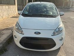 Usata 2015 Ford Ka Titanium Due volumi | 6000 € (Buon prezzo)