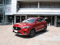 Rosso Usata 2022 MG ZS Luxury Tre volumi | 12.800 € (Ottimo prezzo)