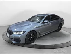 Sophisto grey brilliant effect Usata 2022 BMW 520 M Sport Tre volumi | 42.490 € (Cara)
