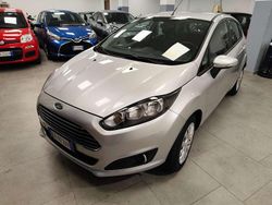 Grigio Usata 2013 Ford Fiesta Titanium Tre volumi | 6990 € (Buon prezzo)