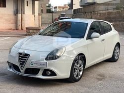 Bianco Usata 2014 Alfa Romeo Giulietta Distinctive Due volumi | 5900 € (Ottimo prezzo)