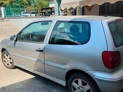 Grigio Usata 2001 VW Polo Due volumi | 866 €