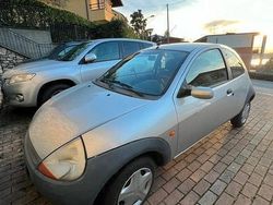 Grigio Usata 2006 Ford Ka Due volumi | 1500 € (Buon prezzo)