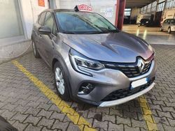 Grigio Usata 2022 Renault Captur Intens SUV | 16.990 € (Buon prezzo)