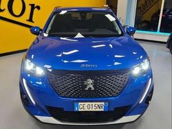 Blu/azzurro Usata 2021 Peugeot 2008 Allure SUV | 15.900 € (Buon prezzo)