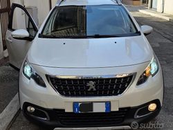 Bianco Usata 2019 Peugeot 2008 S SUV | 12.000 € (Super prezzo)