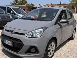 Grigio Usata 2014 Hyundai i10 Comfort Due volumi | 4700 € (Buon prezzo)