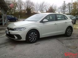 Bianco Usata 2023 VW Polo Tre volumi | 15.900 € (Buon prezzo)