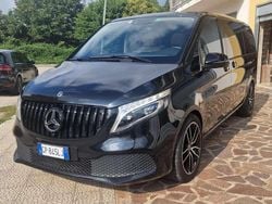 Usata 2022 Mercedes V300 Avantgarde Monovolume | 65.000 € (Cara)