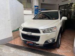 Bianco Usata 2011 Chevrolet Captiva SUV | 5750 € (Ottimo prezzo)