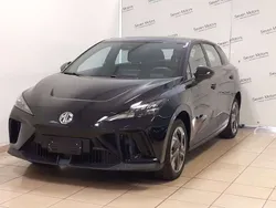 Nero Nuova 2025 MG MG4 EV Due volumi | 18.959 € (Super prezzo)