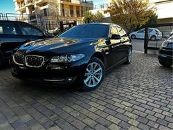 Nero Usata 2010 BMW 520 Tre volumi | 9490 €