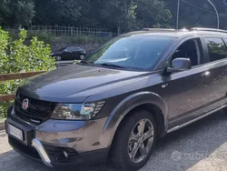 Usata 2015 Fiat Freemont Cross SUV | 9000 € (Molto cara)