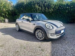 Usata 2015 Mini Cooper Due volumi | 12.900 € (Molto cara)