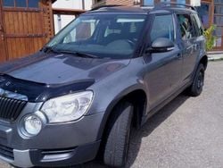 Grigio Usata 2011 Skoda Yeti Adventure SUV | 8900 € (Cara)