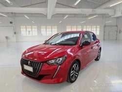 Rosso Usata 2023 Peugeot 208 Active Due volumi | 14.250 € (Buon prezzo)