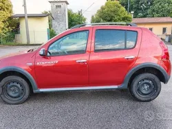 Usata 2010 Dacia Sandero Due volumi | 1500 € (Ottimo prezzo)