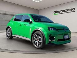 Verde Nuova 2025 Renault R5 Urban Due volumi | 25.700 € (Buon prezzo)