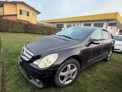 Nero Usata 2006 Mercedes R280 Monovolume | 2800 € (Buon prezzo)