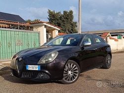 Nero Usata 2011 Alfa Romeo Giulietta Distinctive Tre volumi | 4950 € (Buon prezzo)