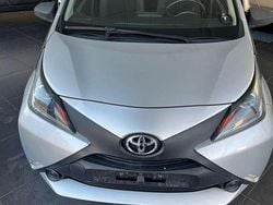 Grigio Usata 2018 Toyota Aygo X-wave Due volumi | 9100 € (Buon prezzo)