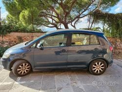 Usata 2005 VW Golf Plus Cross Monovolume | 600 € (Cara)